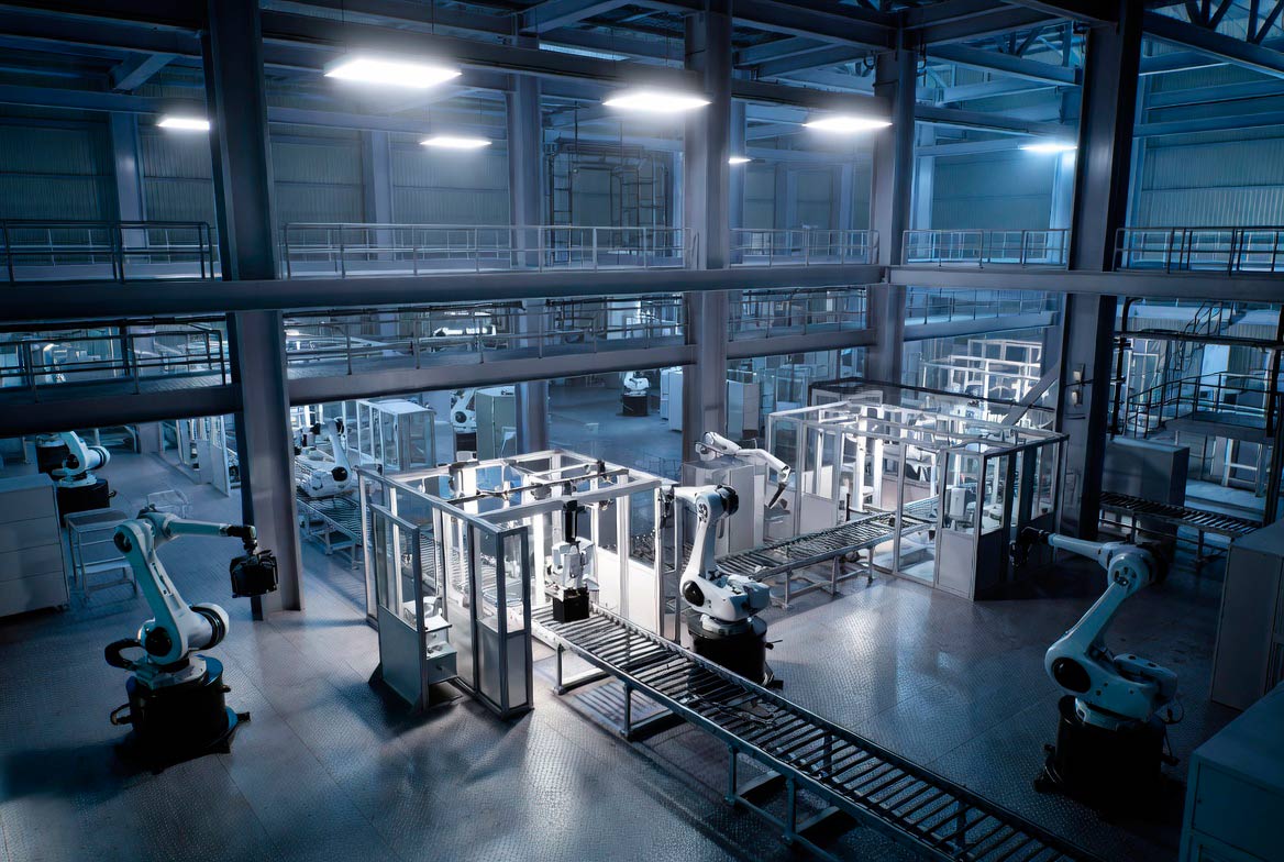 Промышленные роботы на производстве